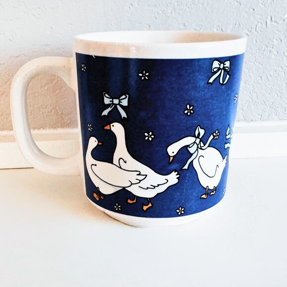 Vintage Blue Goose Mug | 1980s Country Kitchen Farmhouse Coffee Cup - Picture 1 of 6
